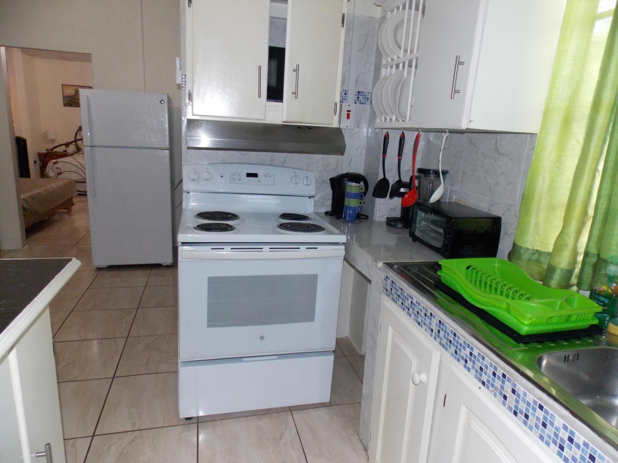 Stewart Apt- Trincity, Airport, Washer, Dryer, Office, Cable , Wifi Oda fotoğraf
